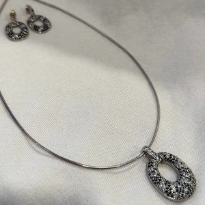 Earrings and Necklace Set - Used like new - Silver Jewelry Set